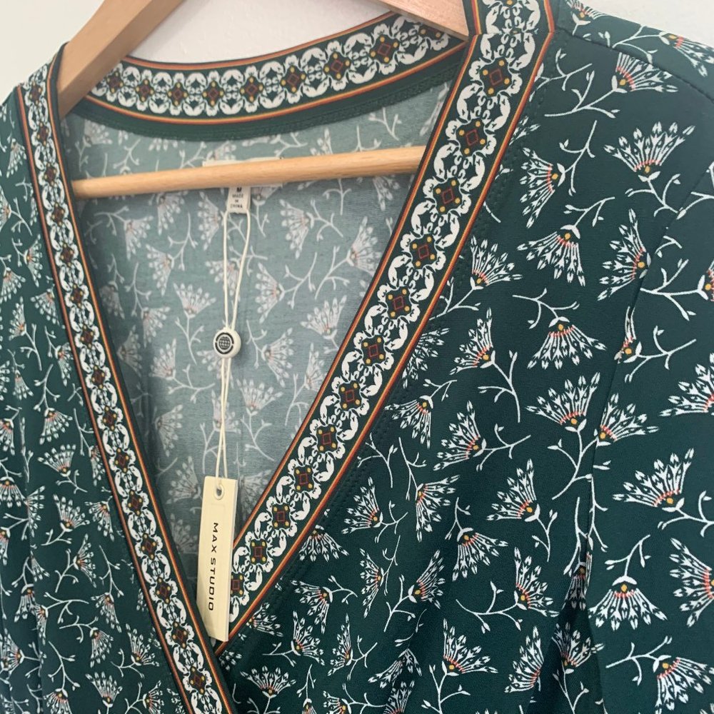 NWT Max Studio Printed 3/4 Sleeve Jersey Dress